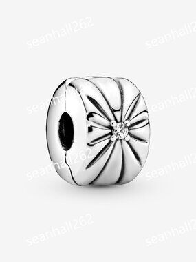 Pandora Sparkling Sunburst Clip Charm